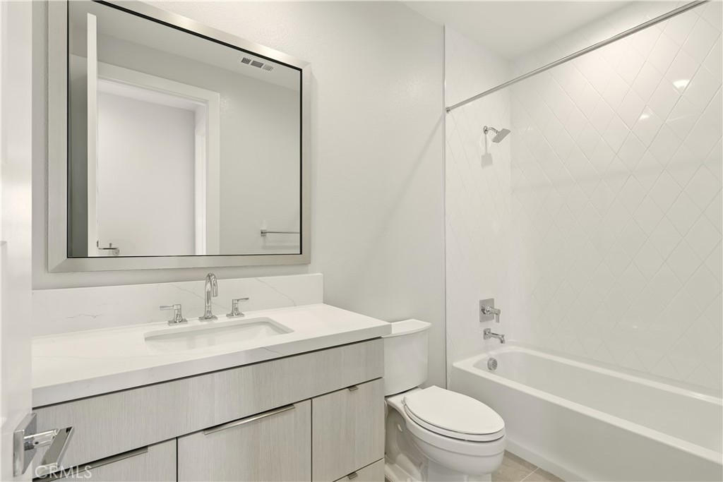 Bathroom 7 - 133 Apron, Irvine CA 92618 - photo 19