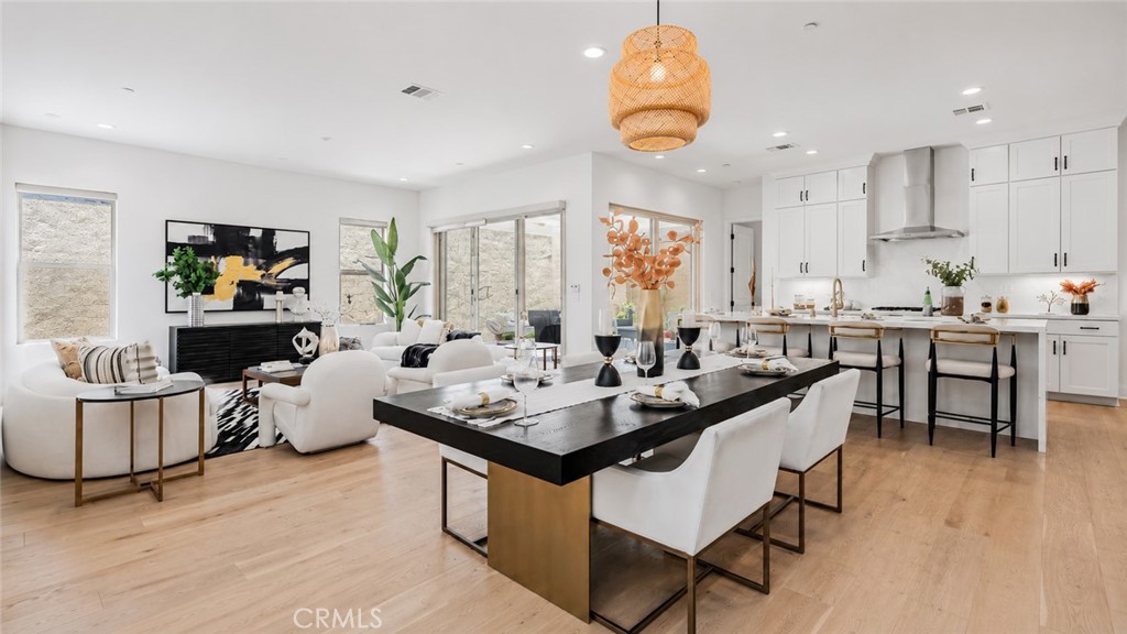 133 Bosal, Irvine CA 92618 - photo 2