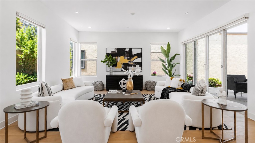 133 Bosal, Irvine CA 92618 - photo 3