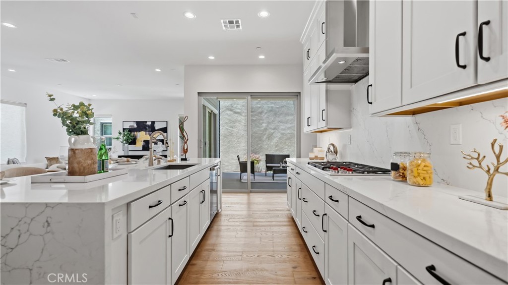 133 Bosal, Irvine CA 92618 - photo 12