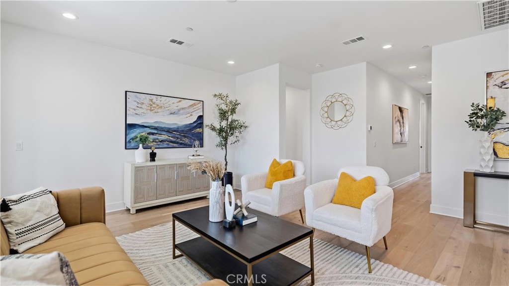 133 Bosal, Irvine CA 92618 - photo 16