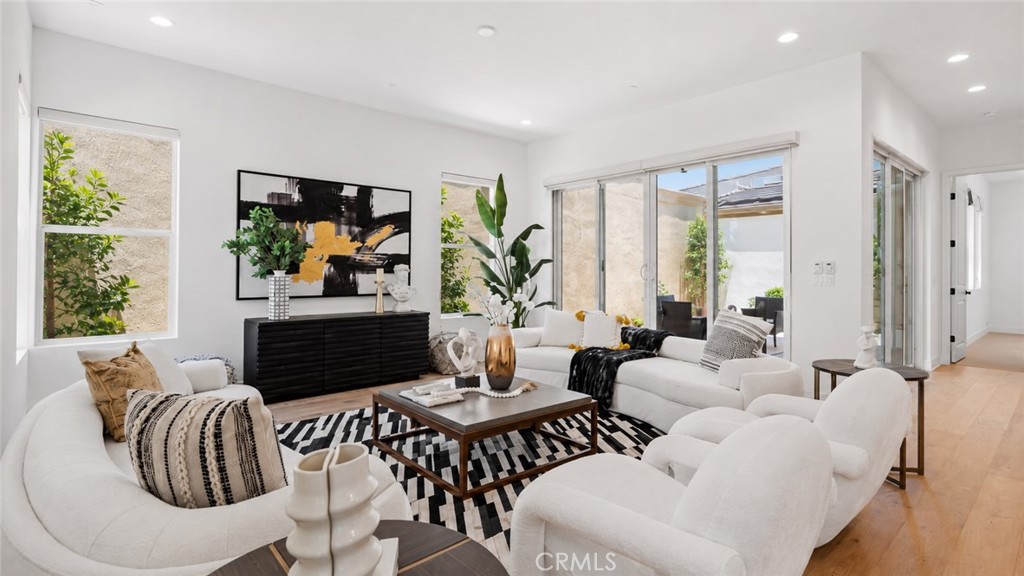 133 Bosal, Irvine CA 92618 - photo 4