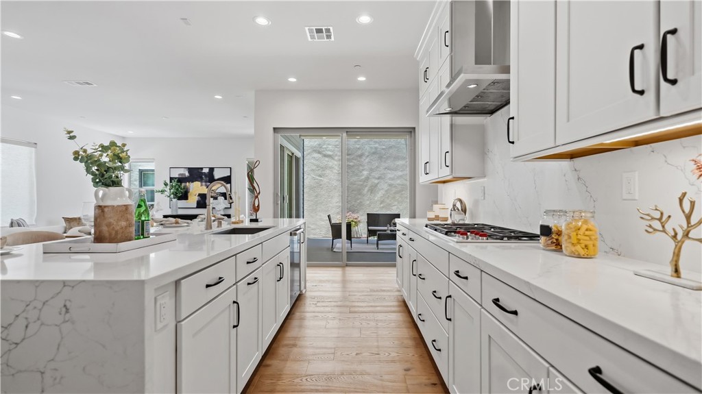 133 Bosal, Irvine CA 92618 - photo 12