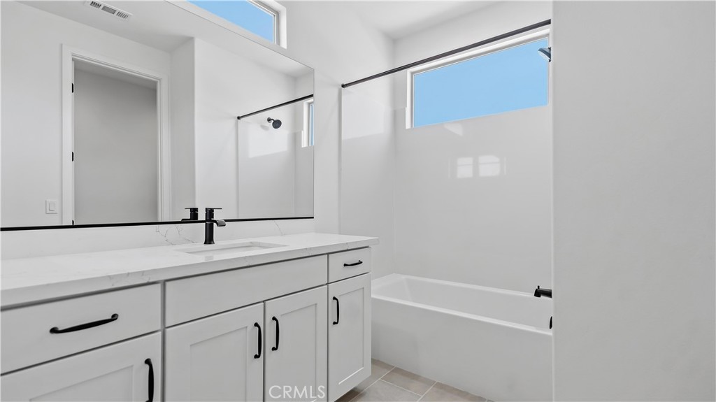 133 Bosal, Irvine CA 92618 - photo 31