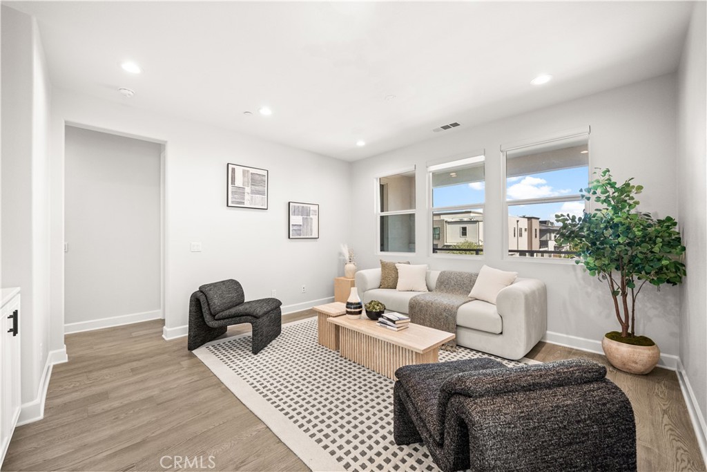 133 Chant, Irvine CA 92618 - photo 29