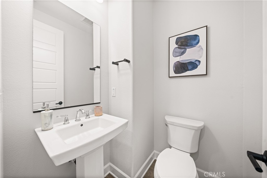 133 Chant, Irvine CA 92618 - photo 33