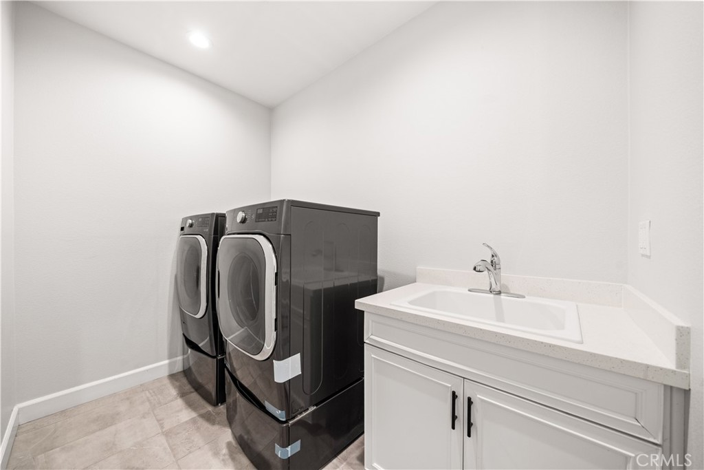 133 Chant, Irvine CA 92618 - photo 58