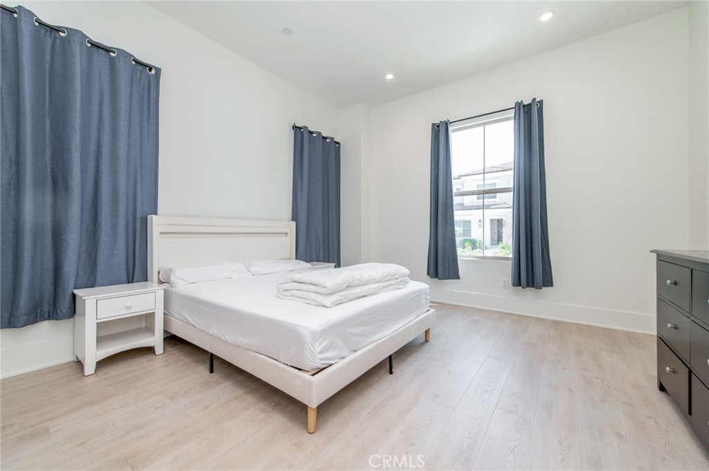 133 Hyperion, Irvine CA 92618 - photo 4