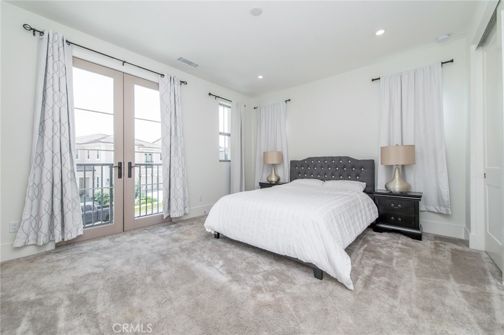 133 Hyperion, Irvine CA 92618 - photo 31
