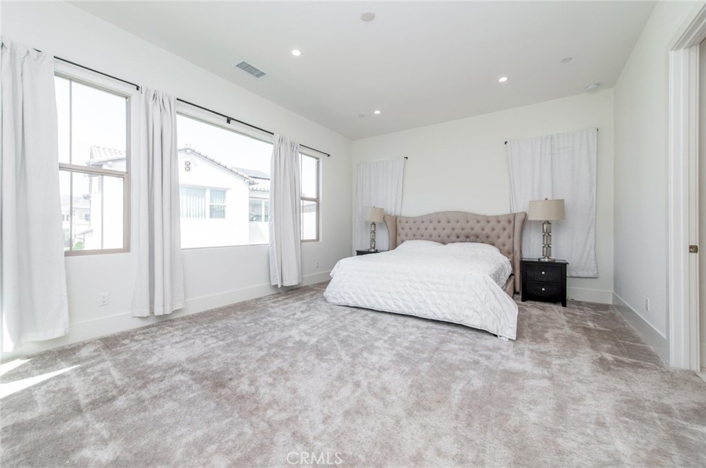 133 Hyperion, Irvine CA 92618 - photo 33