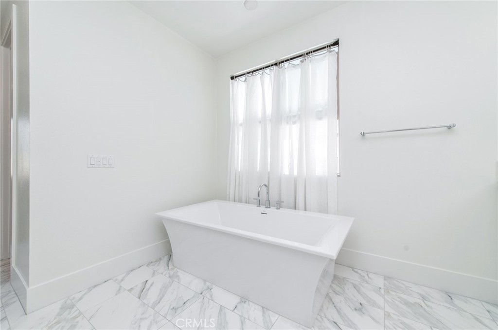 133 Hyperion, Irvine CA 92618 - photo 40