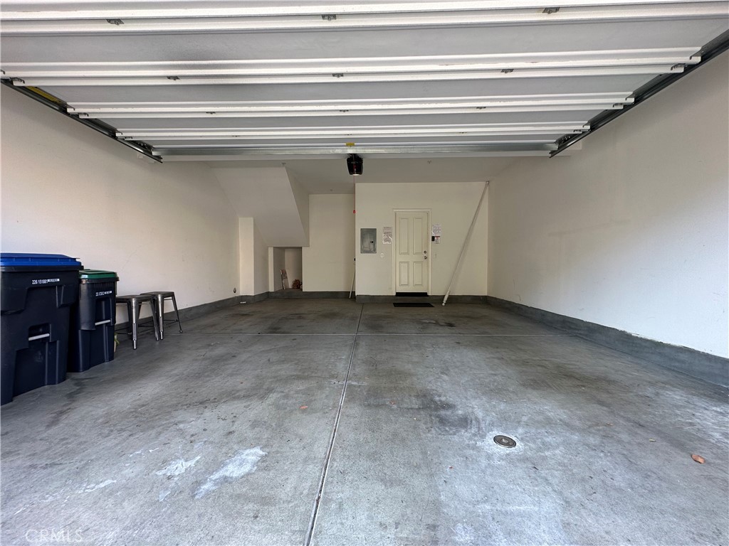 Attached 2 Car Garage - 133 Lamplighter, Irvine CA 92620 - photo 22