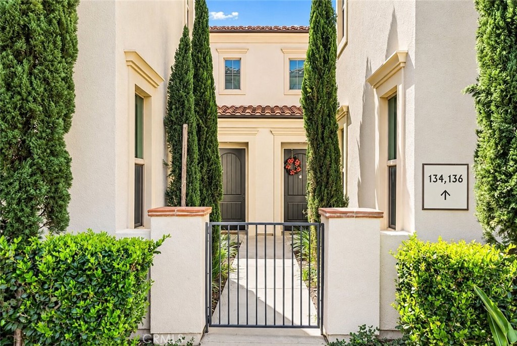 134 Canvas, Irvine CA 92620 - photo 2