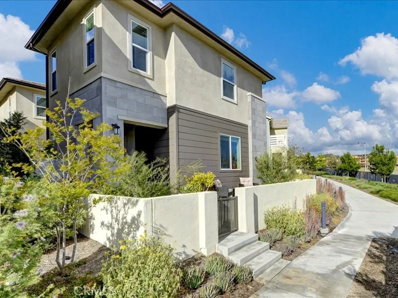 134 Chorus, Irvine, CA 92618