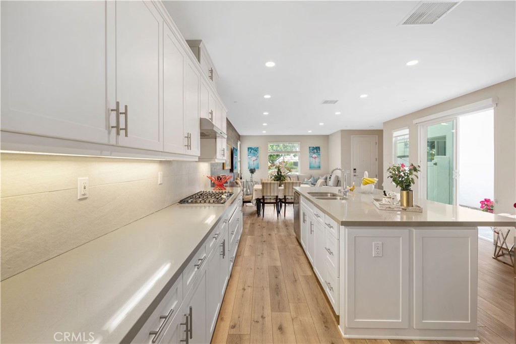 134 Modjeska, Irvine CA 92618 - photo 8