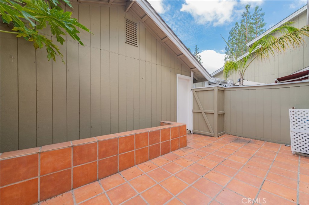 134 Monroe, Irvine CA 92620 - photo 27