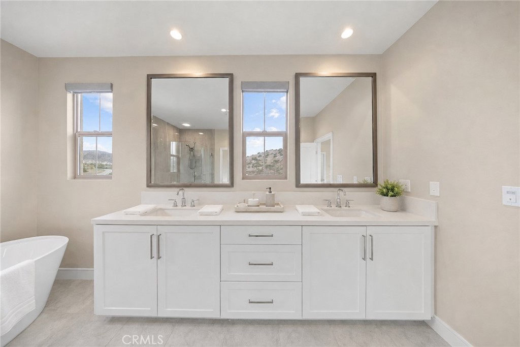 134 Tomahawk, Irvine CA 92618 - photo 29