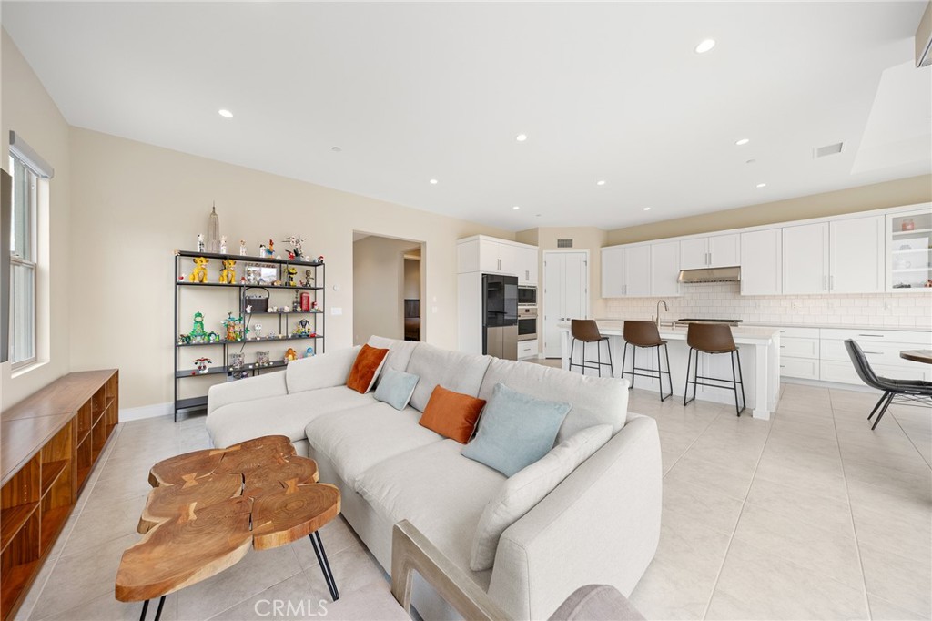 134 Tomahawk, Irvine CA 92618 - photo 12