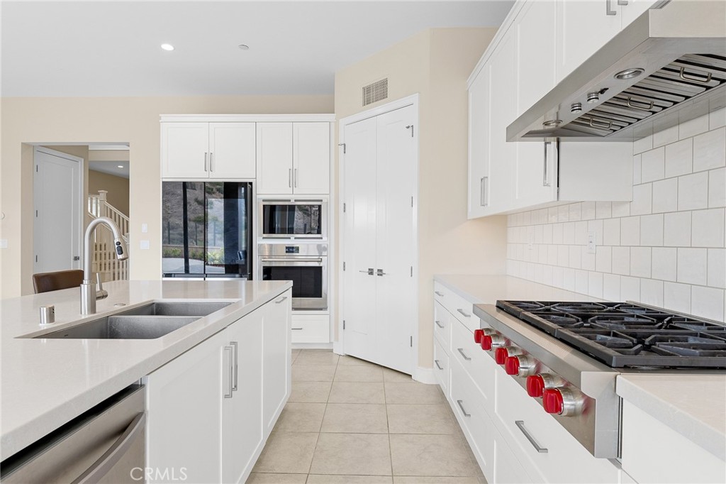 134 Tomahawk, Irvine CA 92618 - photo 14
