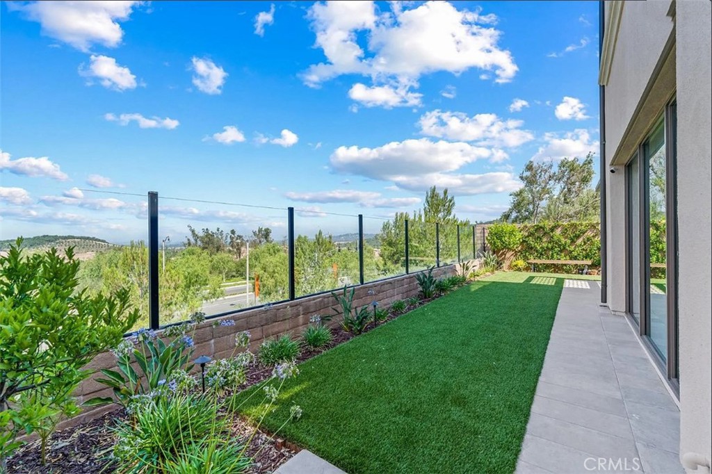 135 Oceano, Irvine CA 92620 - photo 2