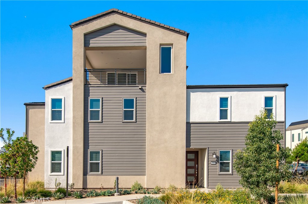 135 Sawbuck, Irvine CA 92618 - photo 2