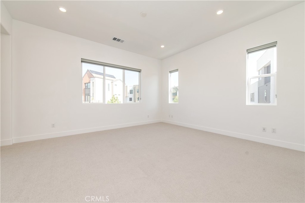 135 Sawbuck, Irvine CA 92618 - photo 24