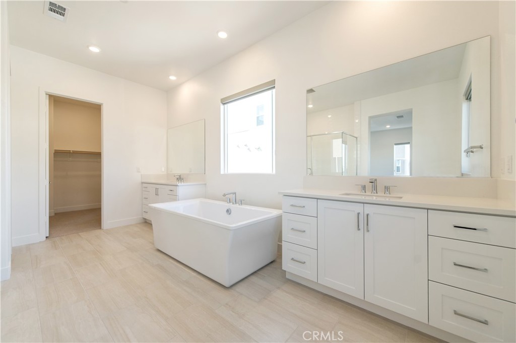 135 Sawbuck, Irvine CA 92618 - photo 26