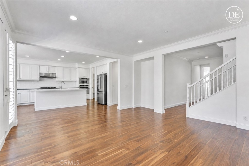 135 Willowbend, Irvine CA 92612 - photo 11