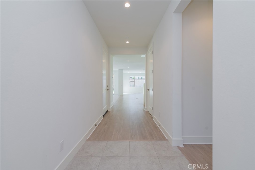 136 Albero, Irvine CA 92602 - photo 3