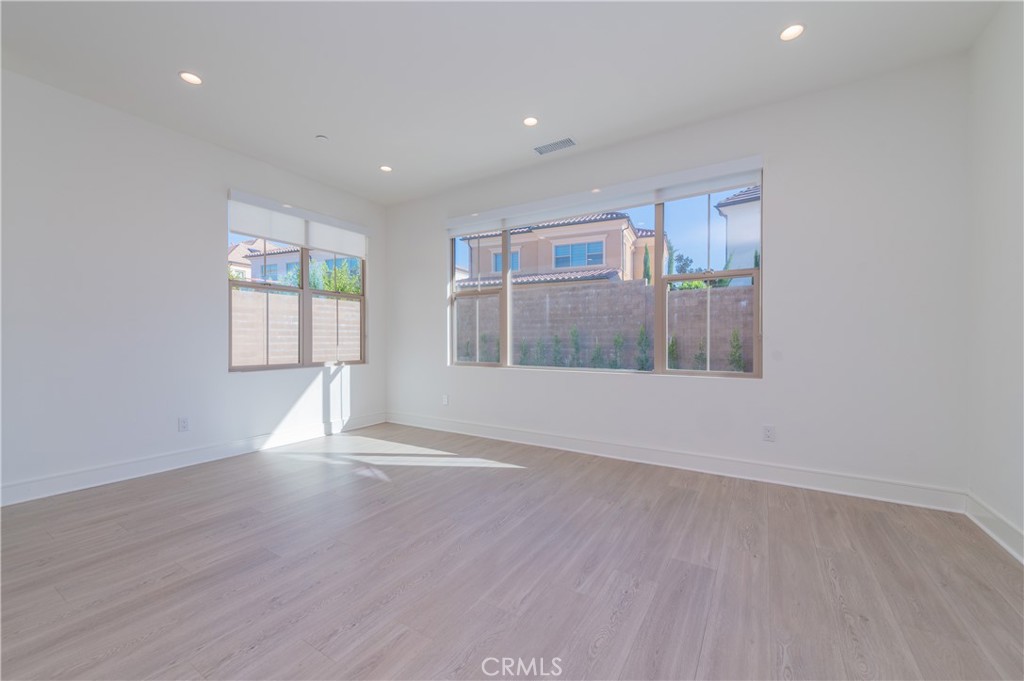 136 Albero, Irvine CA 92602 - photo 9