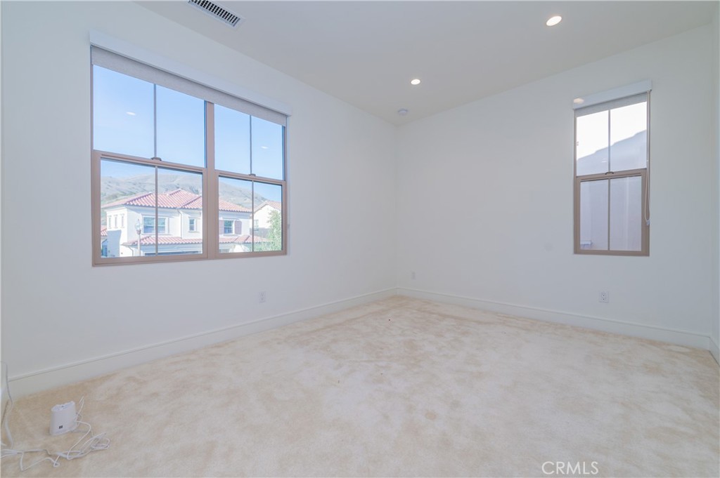 136 Albero, Irvine CA 92602 - photo 27