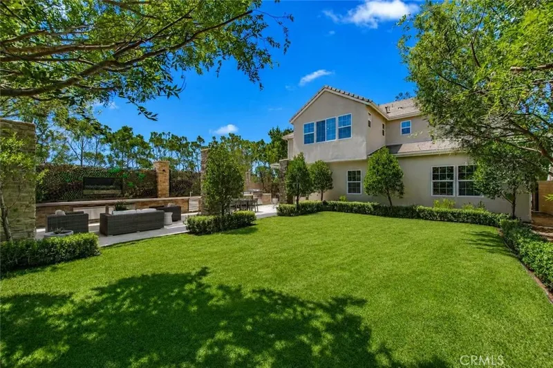 136 Drama, Irvine, CA 92618