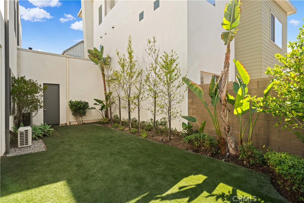 136 Episode, Irvine CA 92618 - photo 24