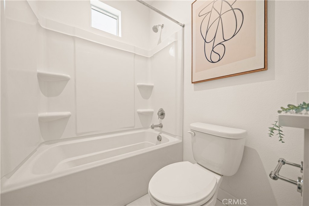 Guest bathroom - 136 Episode, Irvine CA 92618 - photo 51