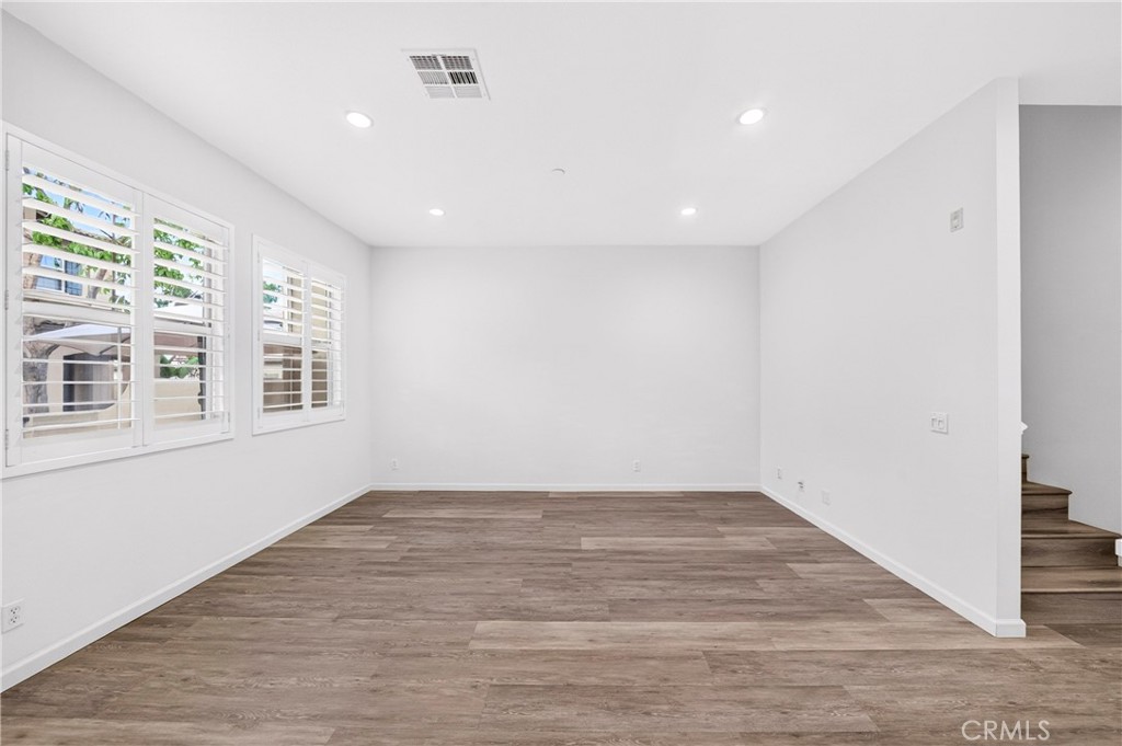 136 Hedge Bloom, Irvine CA 92618 - photo 10