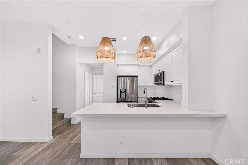 136 Hedge Bloom, Irvine CA 92618 - photo 11