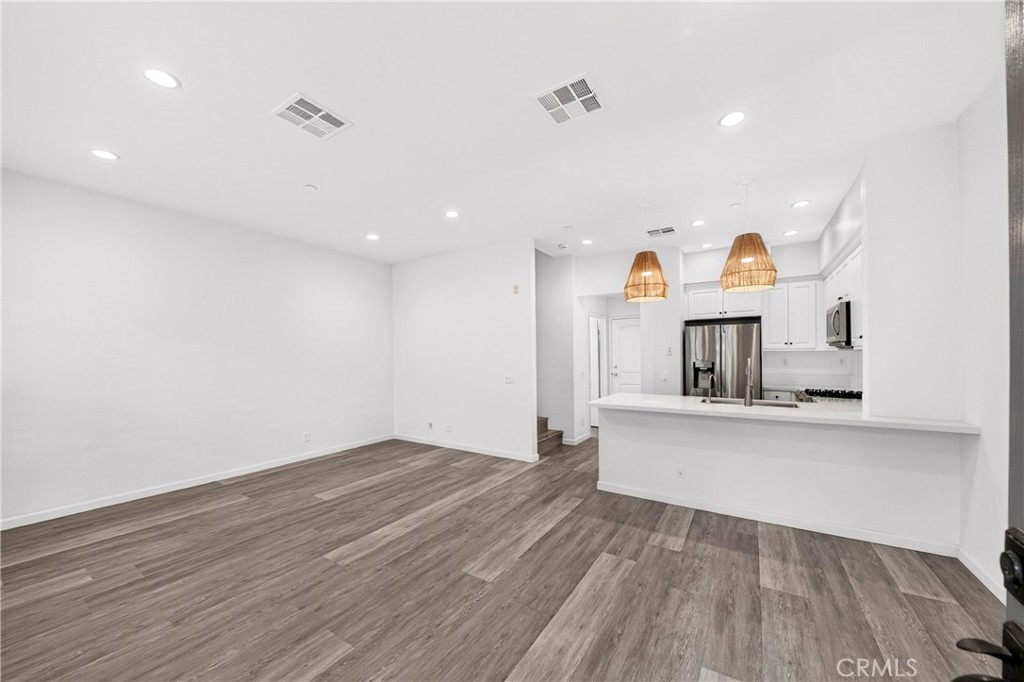 136 Hedge Bloom, Irvine CA 92618 - photo 15