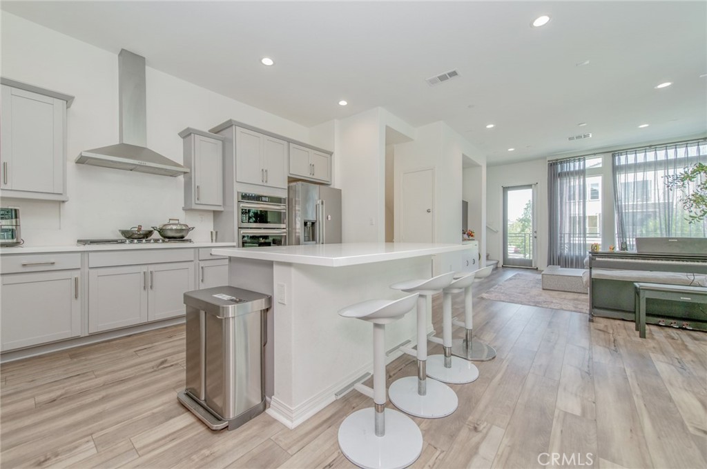 136 Rondo, Irvine CA 92618 - photo 4