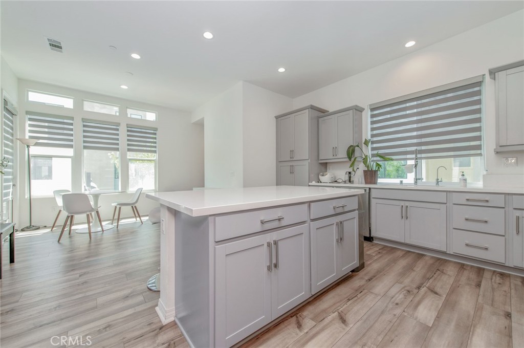 136 Rondo, Irvine CA 92618 - photo 7