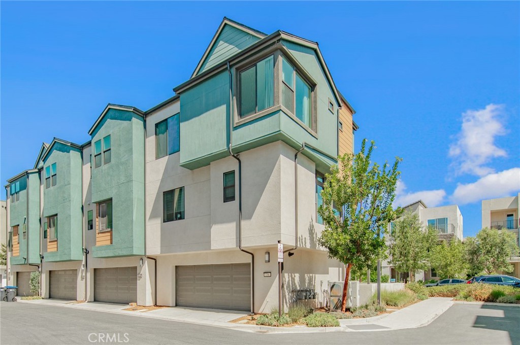 136 Rondo, Irvine CA 92618 - photo 28