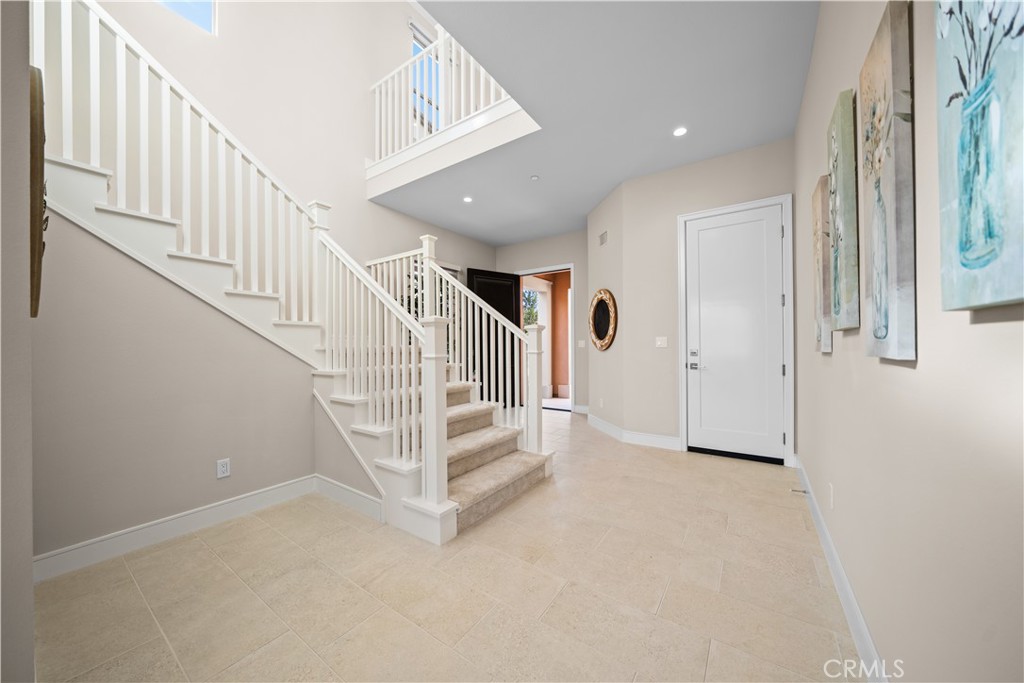 136 Tomahawk, Irvine CA 92618 - photo 5
