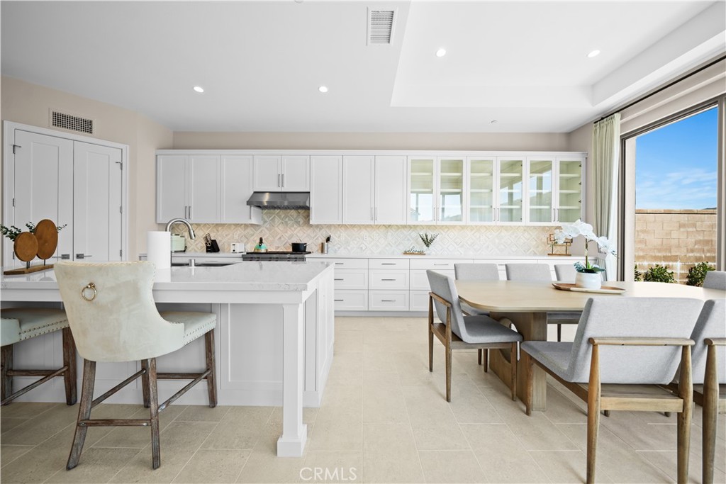 136 Tomahawk, Irvine CA 92618 - photo 17