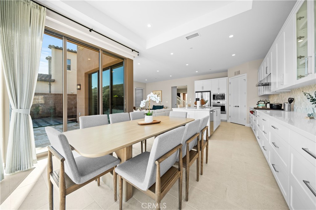 136 Tomahawk, Irvine CA 92618 - photo 19