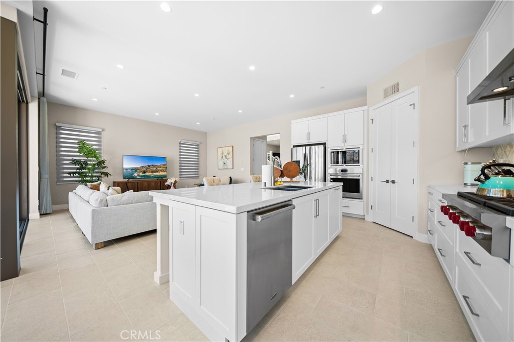 136 Tomahawk, Irvine CA 92618 - photo 20