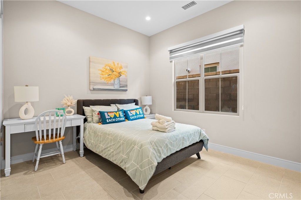 136 Tomahawk, Irvine CA 92618 - photo 21