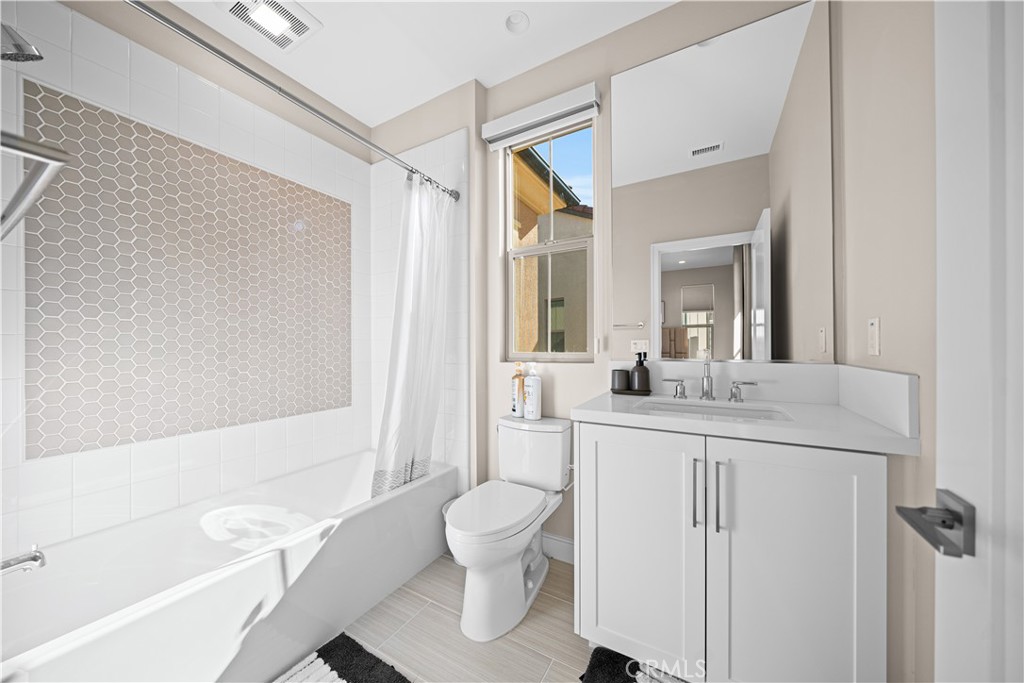 136 Tomahawk, Irvine CA 92618 - photo 30