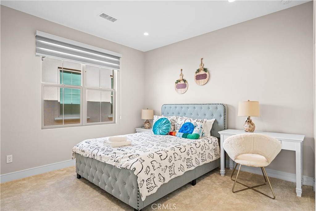 136 Tomahawk, Irvine CA 92618 - photo 31
