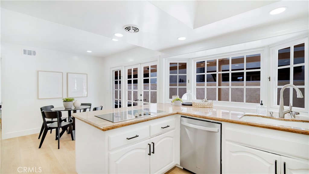 13672 Typee, Irvine CA 92620 - photo 22