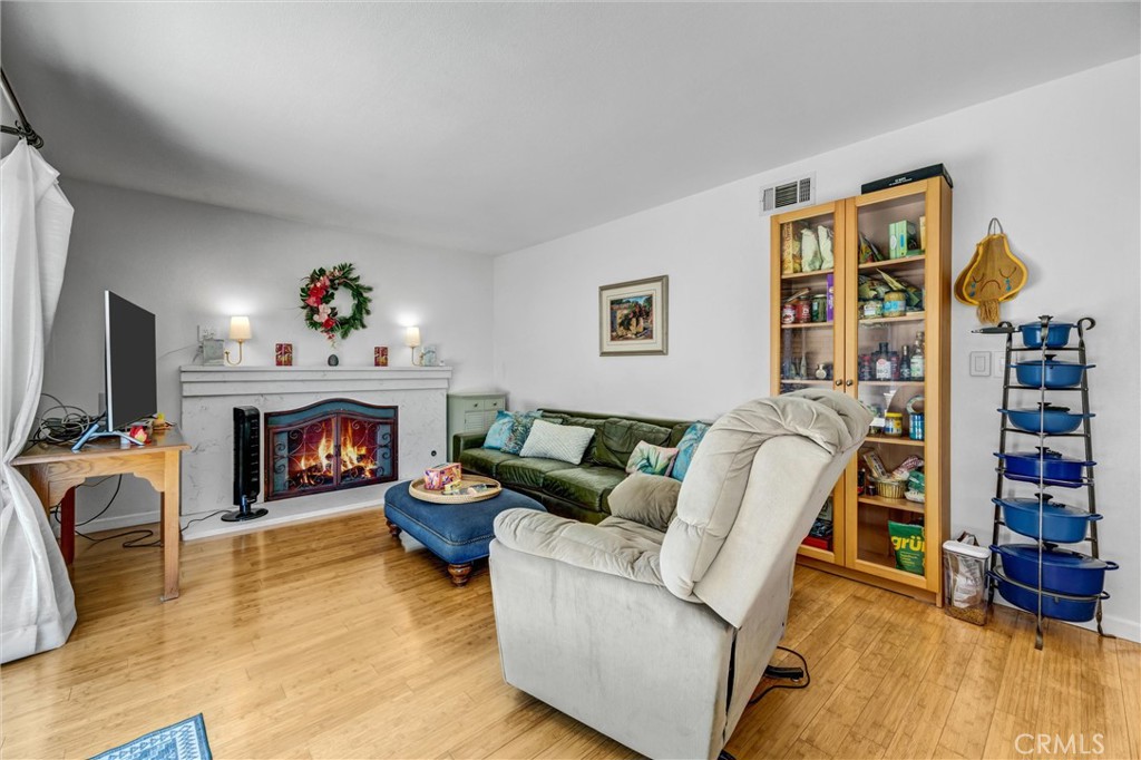 13692 Solitaire, Irvine CA 92620 - photo 3