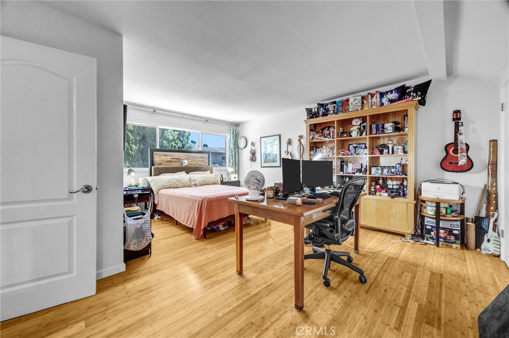 13692 Solitaire, Irvine CA 92620 - photo 20